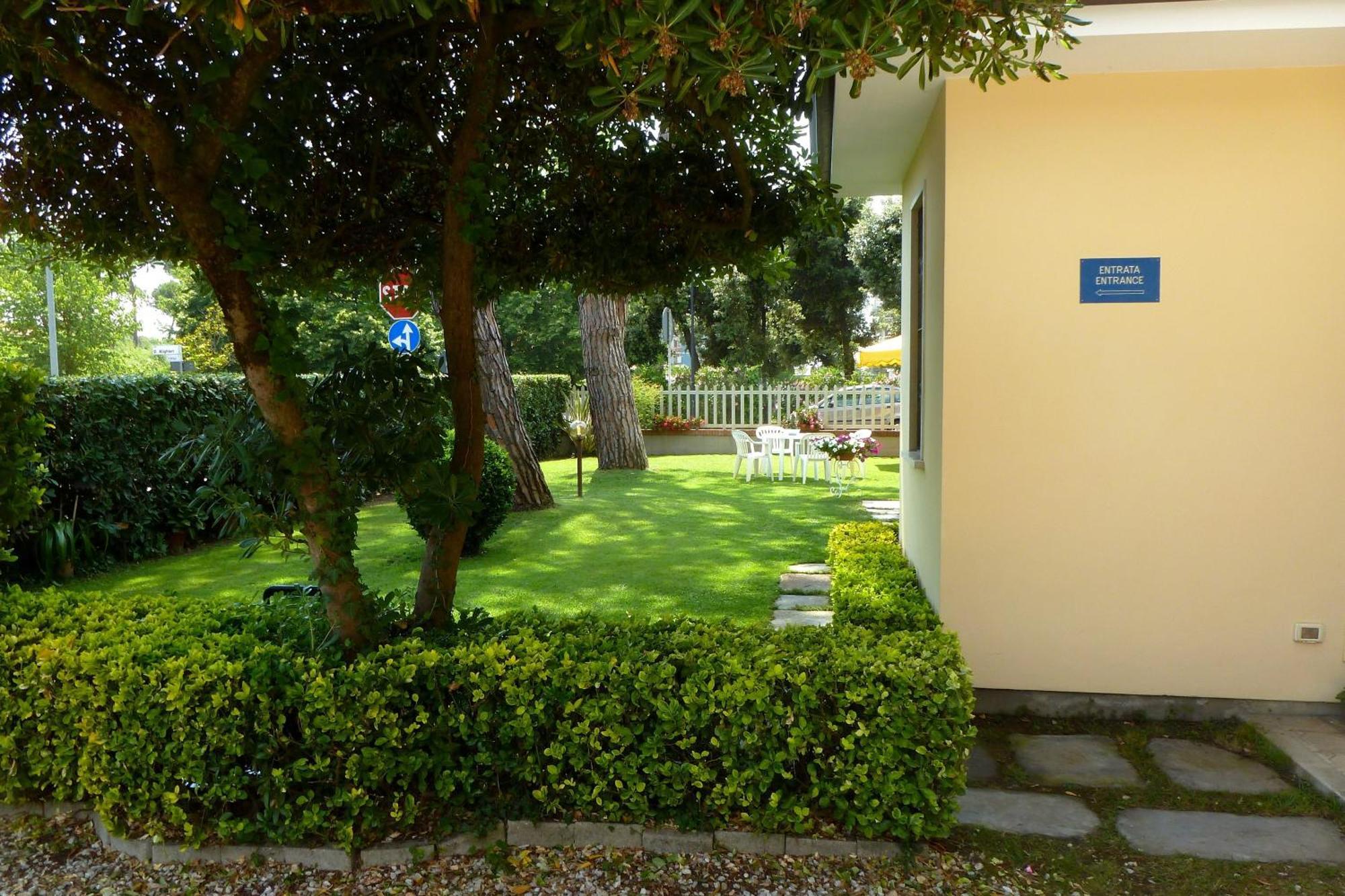 Hotel Versilia Lido di Camaiore Kültér fotó