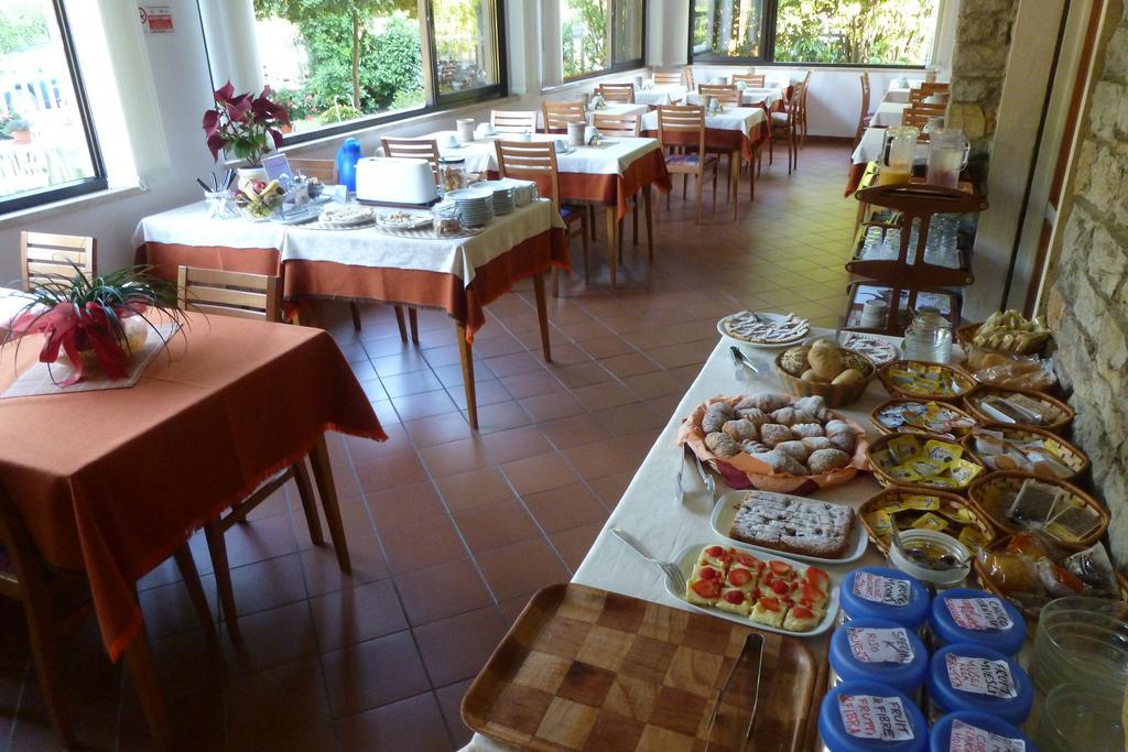 Hotel Versilia Lido di Camaiore Kültér fotó