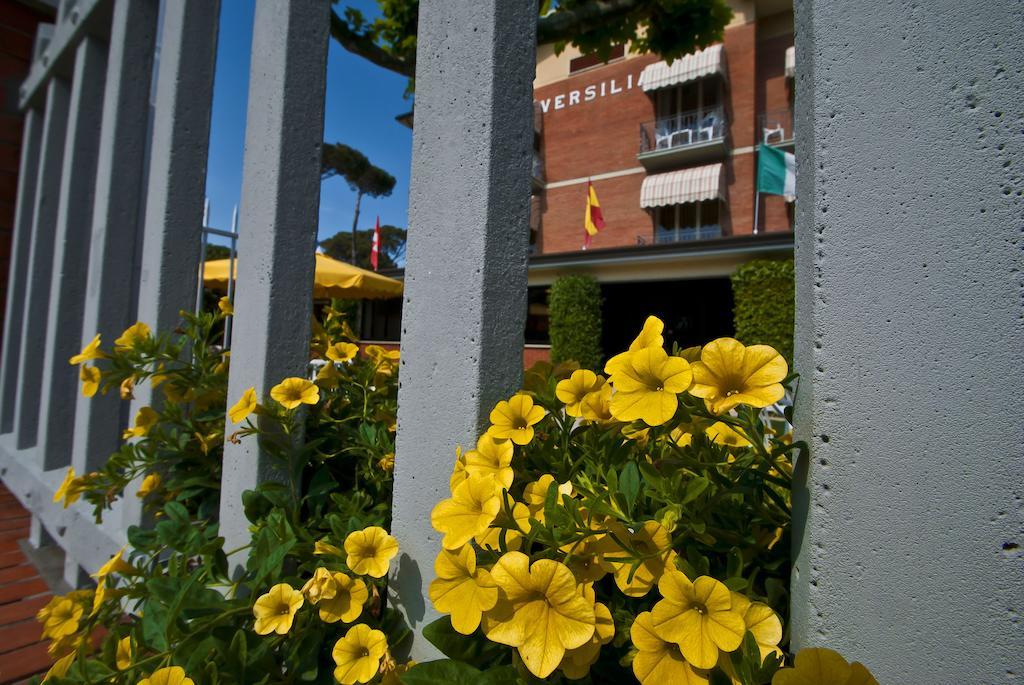 Hotel Versilia Lido di Camaiore Kültér fotó