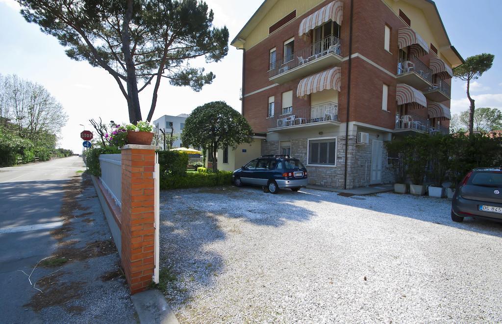 Hotel Versilia Lido di Camaiore Kültér fotó