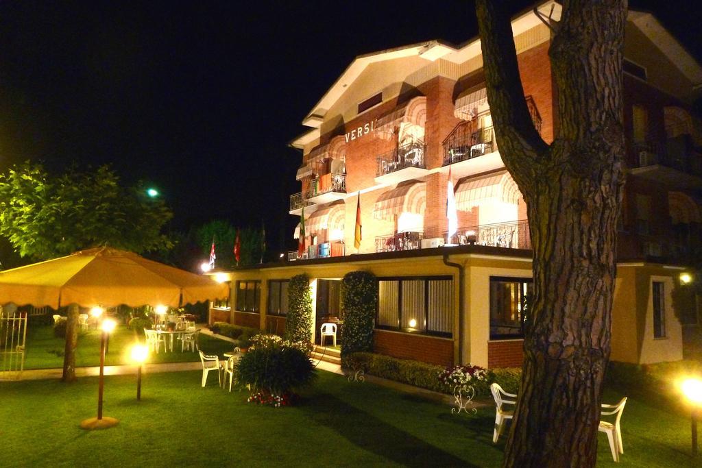 Hotel Versilia Lido di Camaiore Kültér fotó